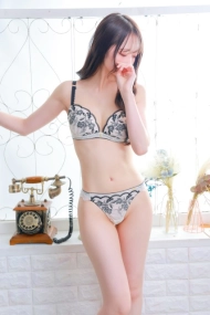 7枚目のグラビア画像