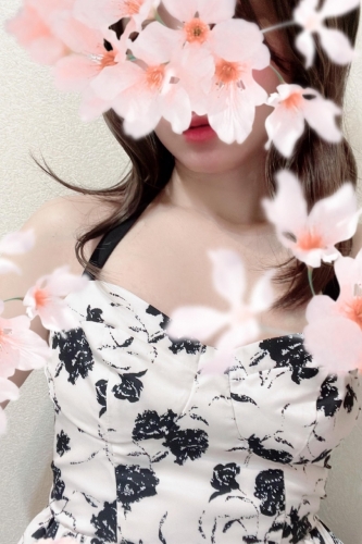 大人の気品が織りなす、極上!! 美人!シイナさんが出勤中です。